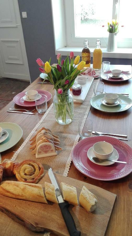 Bed and Breakfast Le Fagnard Chalais  Экстерьер фото